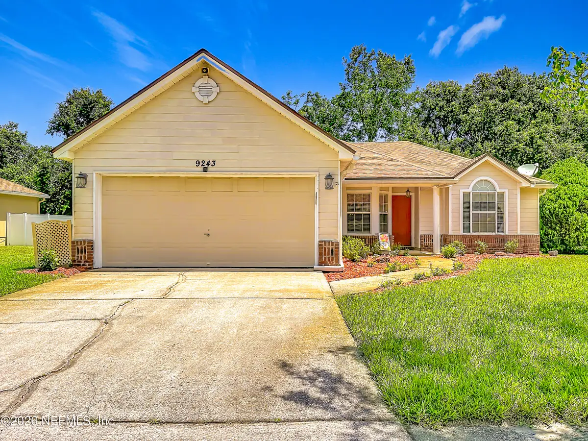 9243 Dale View W Lane, Jacksonville, FL 32225 - #1