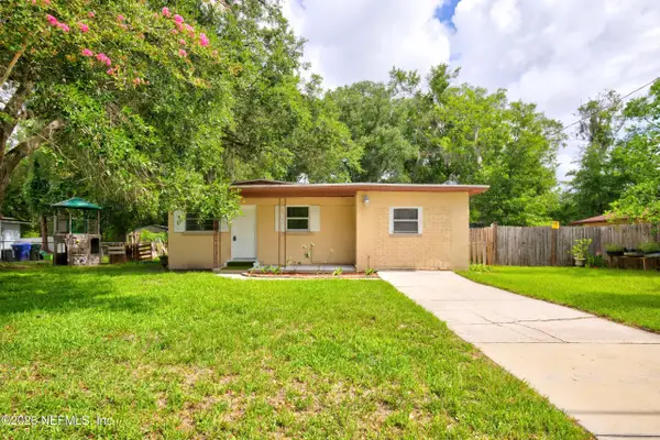 845 Floyd N Circle, Orange Park, FL 32073