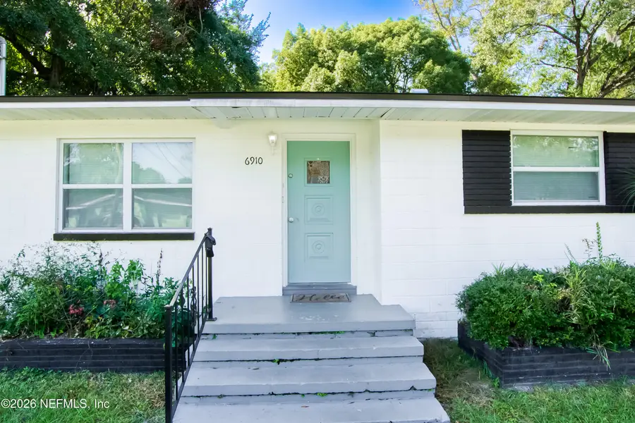 6910 Cartier Circle, Jacksonville, FL 32208 - #2