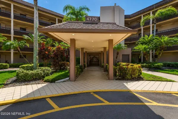 4770 Fountains S Drive #302, Lake Worth, FL 33467
