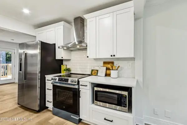 4639 Tanbark Road, Jacksonville, FL 32210
