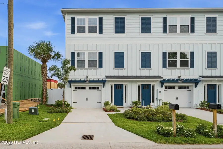 1304 1st N Avenue, Jacksonville Beach, FL 32250 - #3