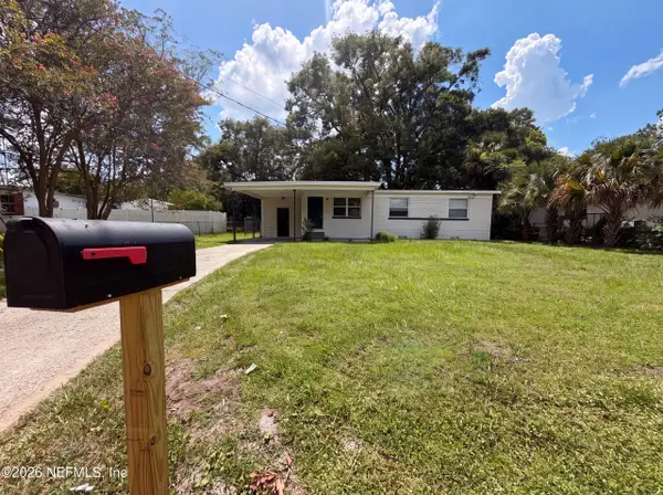 3740 Ballejo W Court, Jacksonville, FL 32210