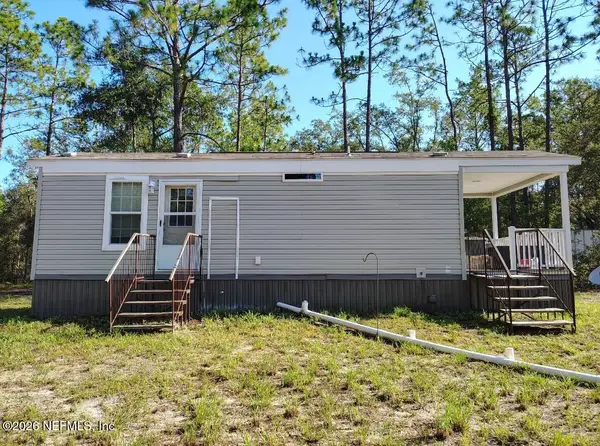 5840 NW 11th Avenue, Bell, FL 32619