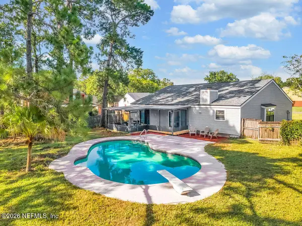 8423 Chason E Road, Jacksonville, FL 32244