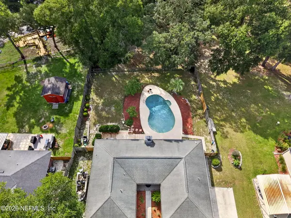 1305 Lake Asbury Drive, Green Cove Springs, FL 32043