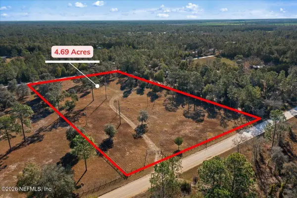 5551 NE 106 Court, Bronson, FL 32621