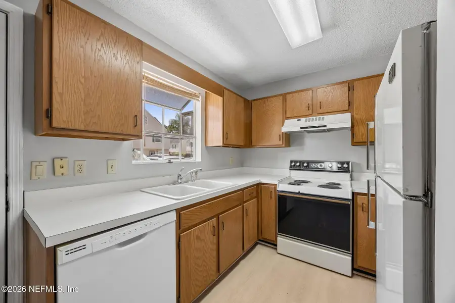 111 1st Street #28, Jacksonville, FL 32206 - #3