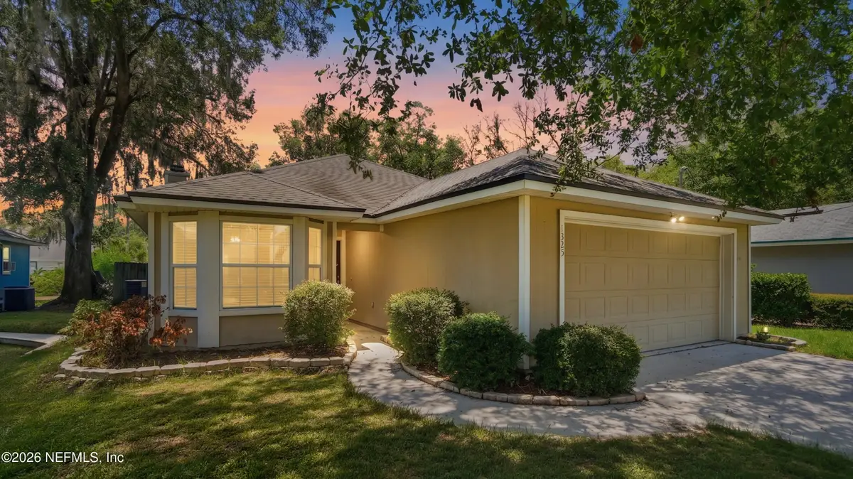 1325 Spruce Street, Green Cove Springs, FL 32043 - #1