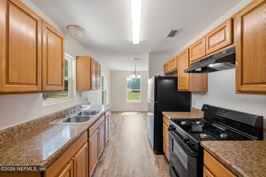 107 Milton Avenue, Interlachen, FL 32148 - #2