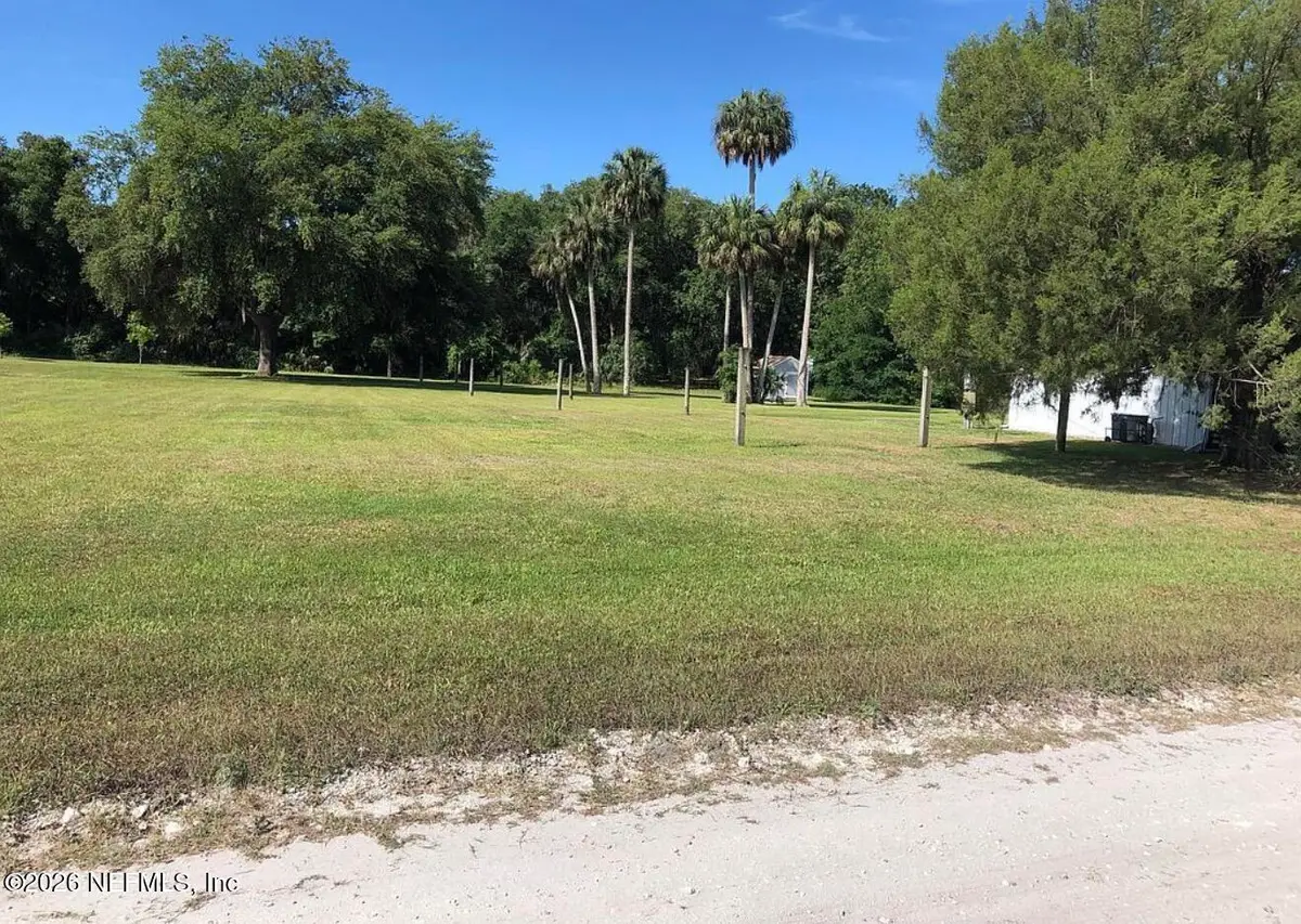 248 N Lake Drive, Crescent City, FL 32112 - #1