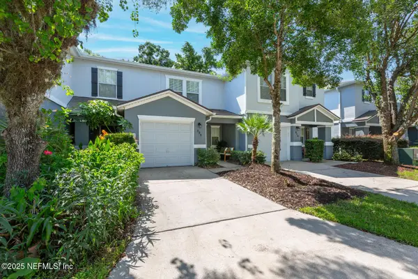 808 Black Cherry S Drive, St. Johns, FL 32259