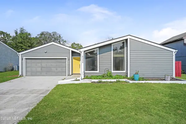 8358 Chason W Road, Jacksonville, FL 32244