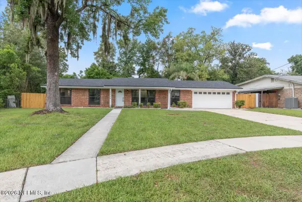 1720 Bay W Circle, Orange Park, FL 32073