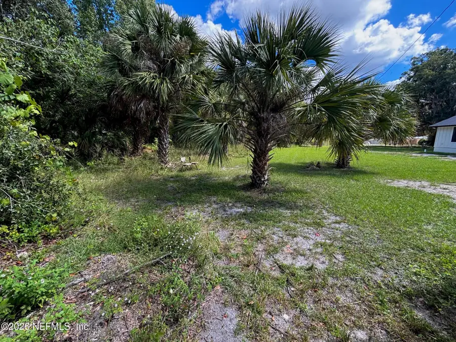 404 Grove Street, Melrose, FL 32666 - #3