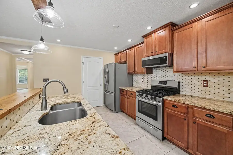 137 Lakeside Court, Bunnell, FL 32110 - #3