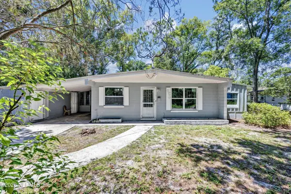 8916 Yeoman Drive, Jacksonville, FL 32208