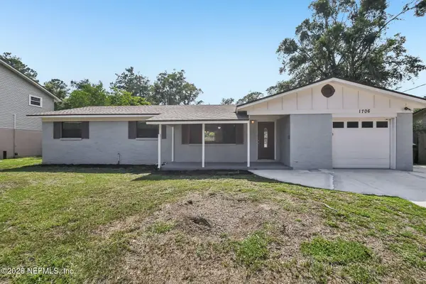 1706 Grove Park Drive, Orange Park, FL 32073