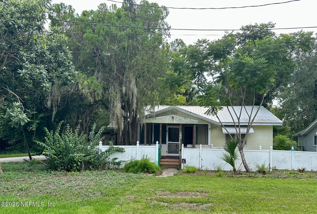 414 Chestnut Street, Crescent City, FL 32112 - #1
