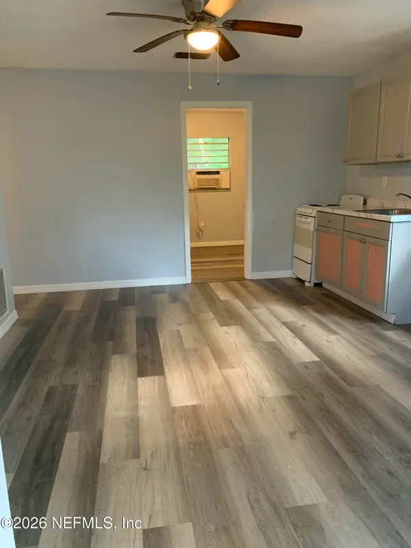 904 Burney Lane, Baldwin, FL 32234
