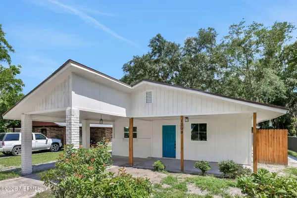 1209 Spruce Street, Green Cove Springs, FL 32043