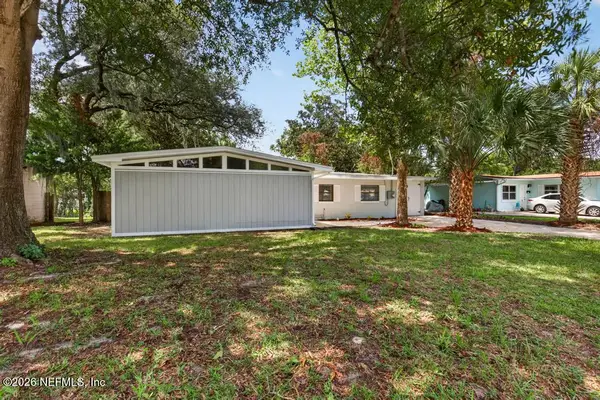 11534 Inez Drive, Jacksonville, FL 32218