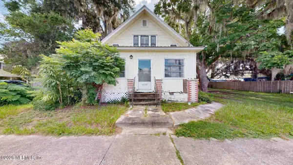 216 N Summit Street, Crescent City, FL 32112