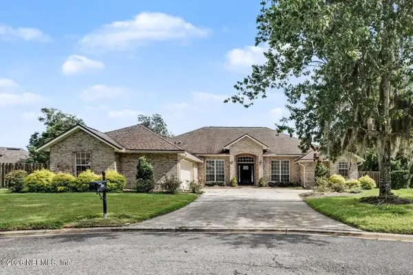 1803 Sentry Oak Court, Fleming Island, FL 32003
