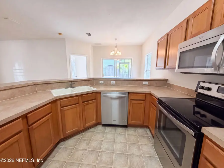 410 S 10th Street, Fernandina Beach, FL 32034 - #2