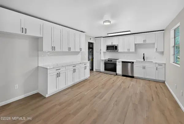 1715 Brooker Place, Jacksonville, FL 32207