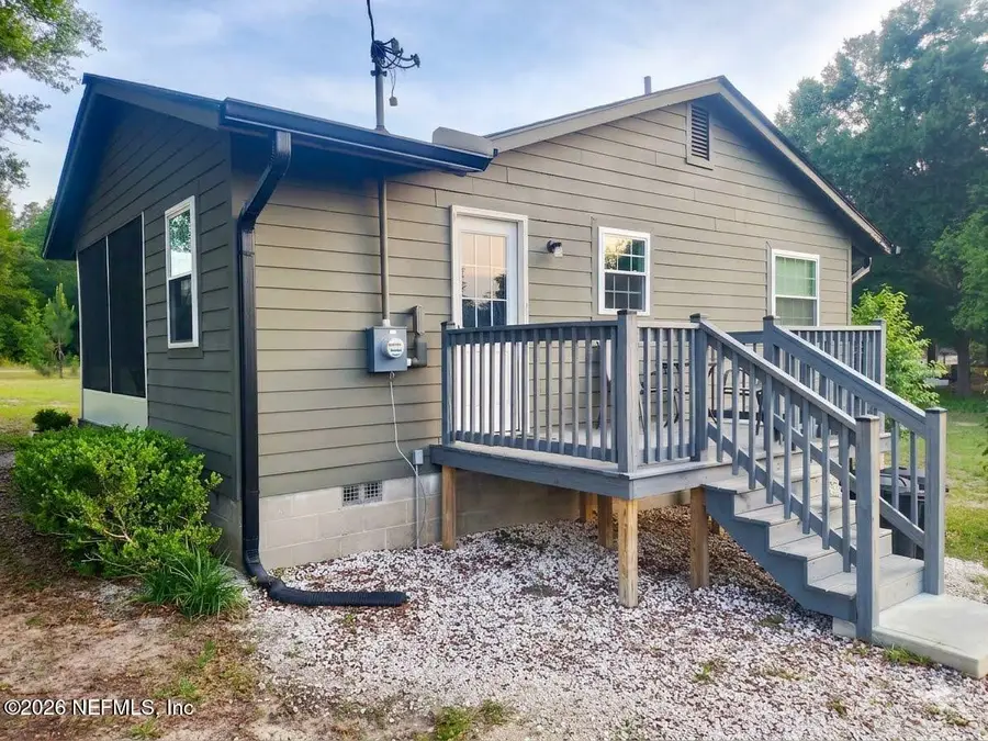137 Hill Street, Hawthorne, FL 32640 - #2
