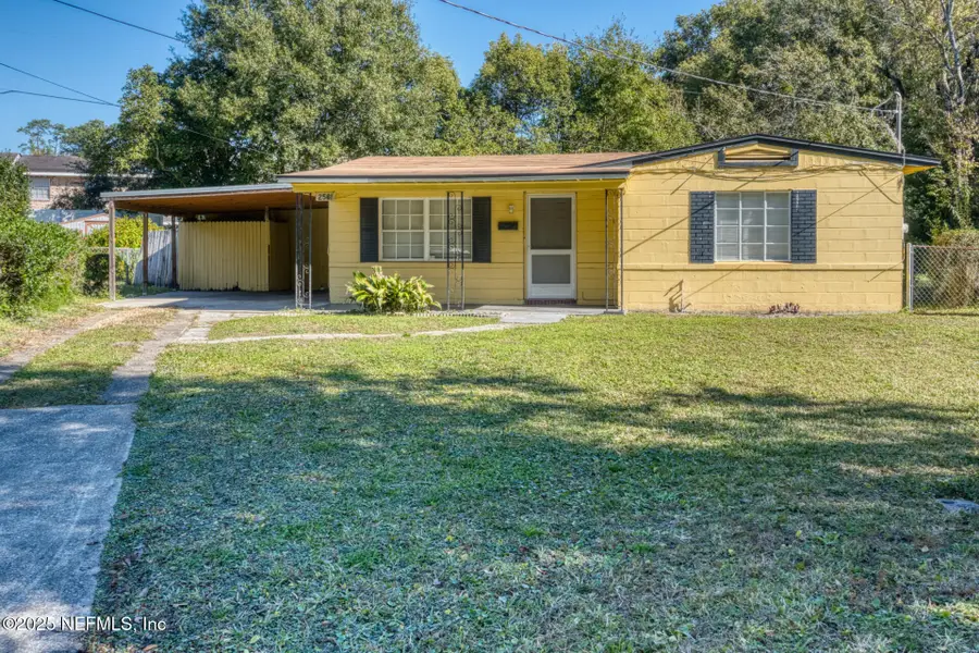 2561 Nicholas E Circle, Jacksonville, FL 32207 - #2