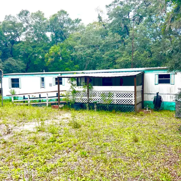 723 Brett Avenue, Interlachen, FL 32148