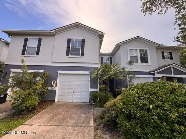 1049 N Black Cherry Drive, St. Johns, FL 32259