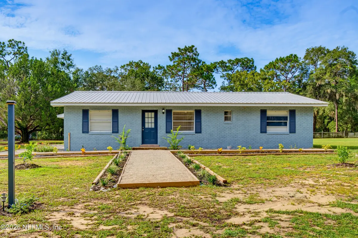 125 Hart Lake Drive, Interlachen, FL 32148 - #1
