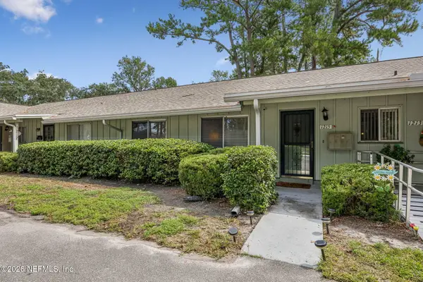 1215 The Grove Road, Orange Park, FL 32073