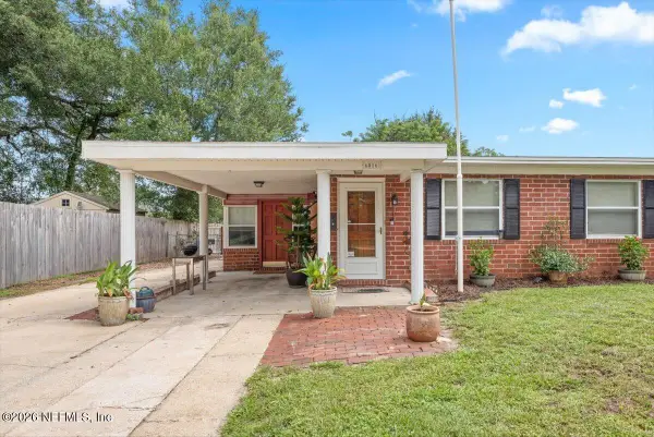 6016 Holly Bay Court, Jacksonville, FL 32211