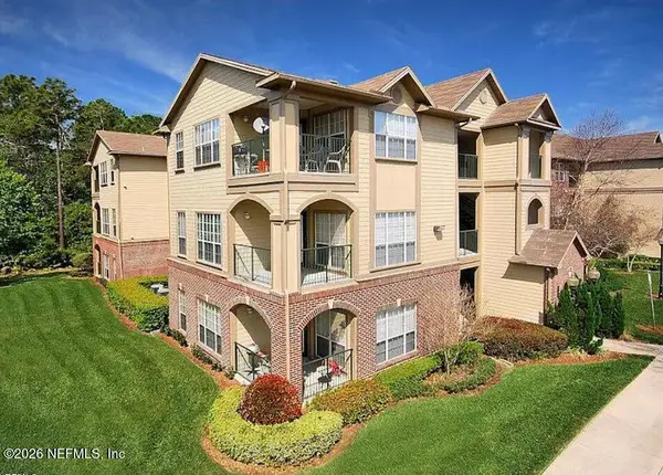 7800 Point Meadows Drive #332, Jacksonville, FL 32256