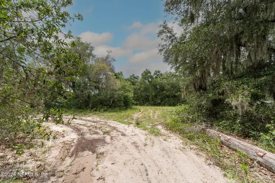 103 Seminole Drive, Interlachen, FL 32148 - #3