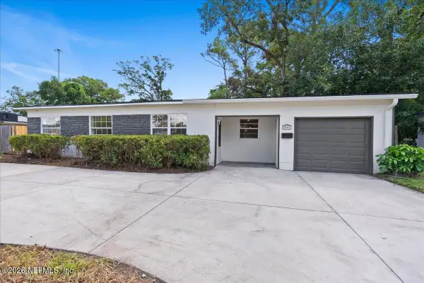 3701 Copper E Circle, Jacksonville, FL 32207