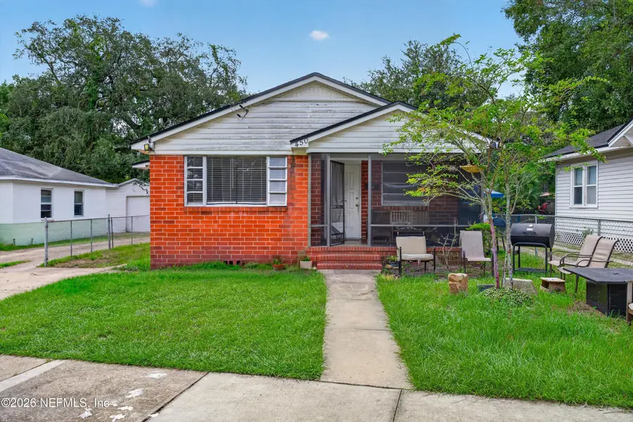 450 E 46th Street, Jacksonville, FL 32208 - #2