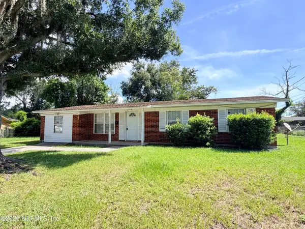 10905 Player W Road, Jacksonville, FL 32218