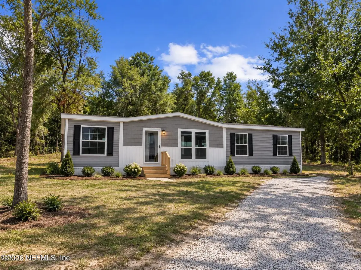 140 Cherokee Drive, Interlachen, FL 32148 - #1