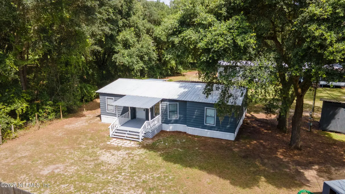 210 Walkup Street, Interlachen, FL 32148 - #1