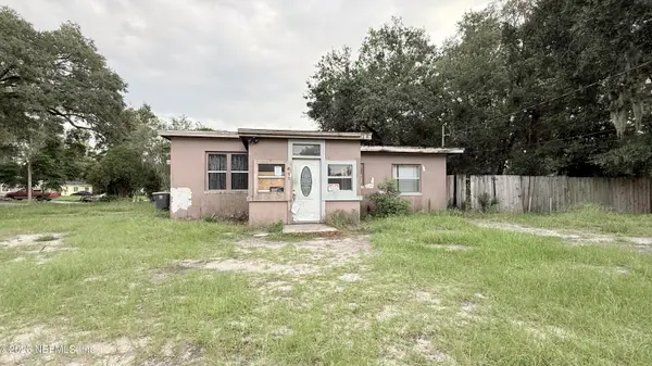 6118 Mercer E Circle, Jacksonville, FL 32217