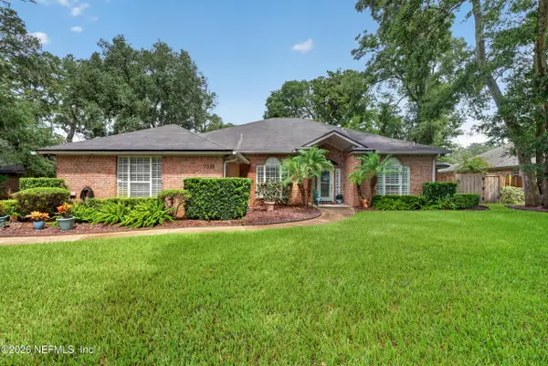 1335 Ashley Oaks Drive, Jacksonville Beach, FL 32250