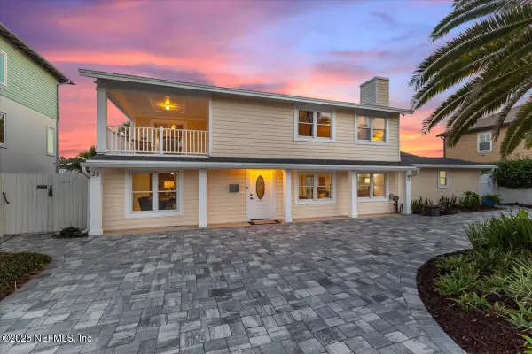 28 31st S Avenue, Jacksonville Beach, FL 32250