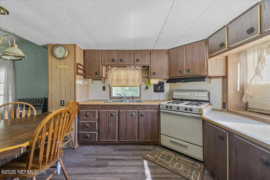 216 Ash Street, Hawthorne, FL 32640 - #3