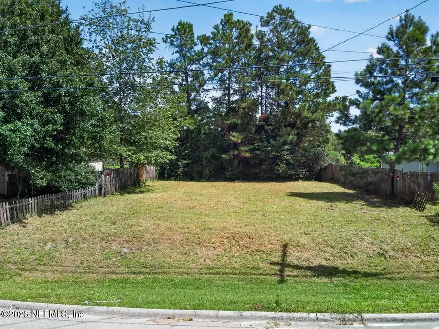 452 Vermont Street, Green Cove Springs, FL 32043 - #3