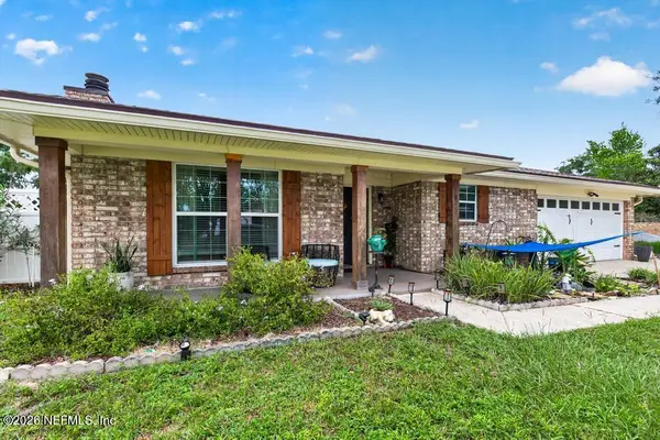 8957 Winrock N Drive, Jacksonville, FL 32216